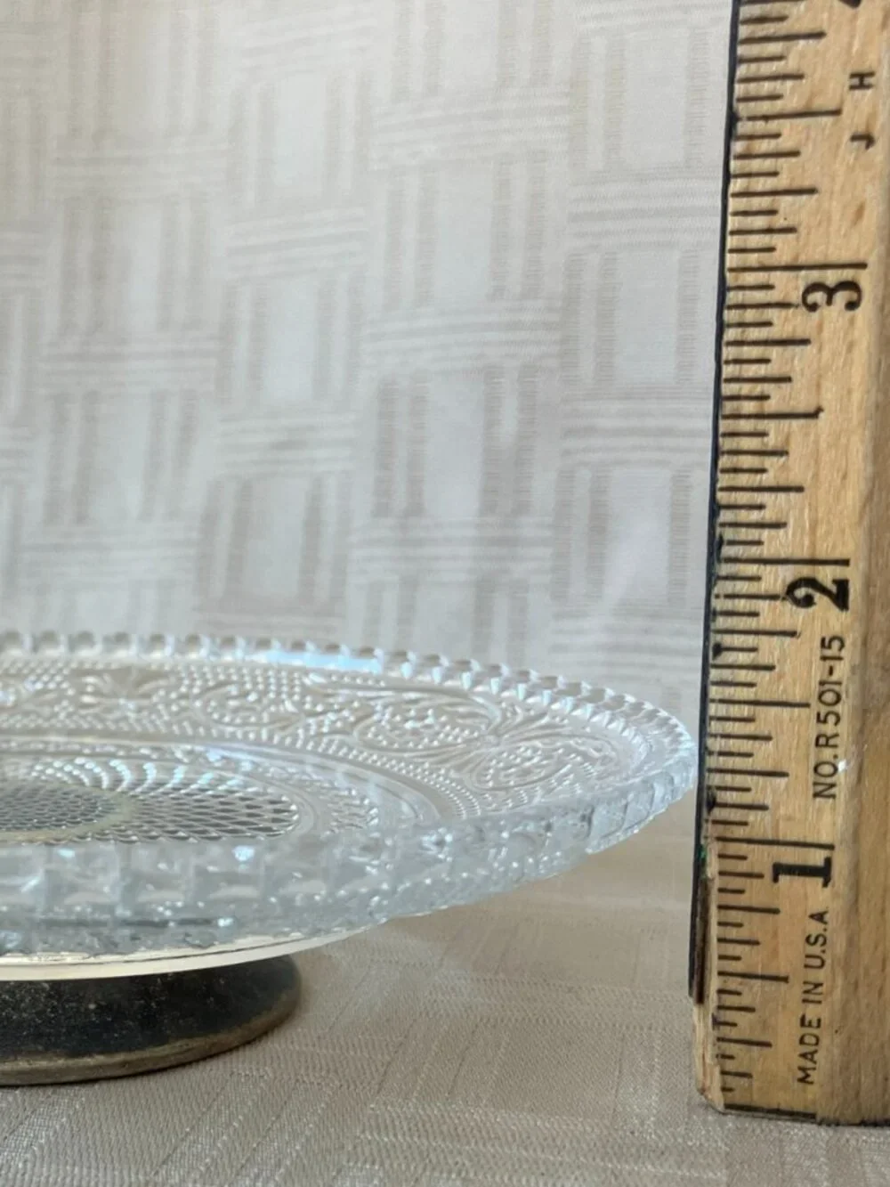 Vtg Clear Pressed Glass Plate w Decorative Pattern Small 5 3/4